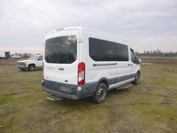 2017-ford-transit-image-3