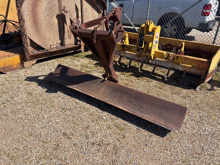#32202-•-category-1-tractor-3-point-blade,-6-ft-image-1
