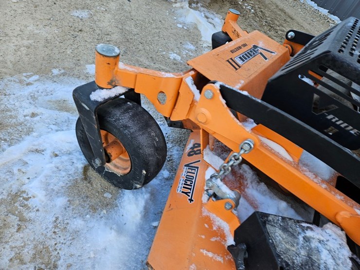 #184-•-scag-stand-up-zero-turn-mower-image-26