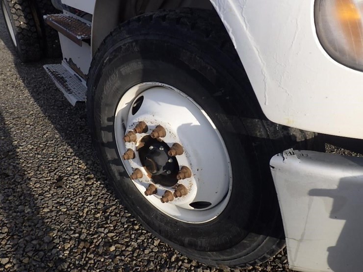 2017-freightliner-m2-s/a-water-truck-image-20