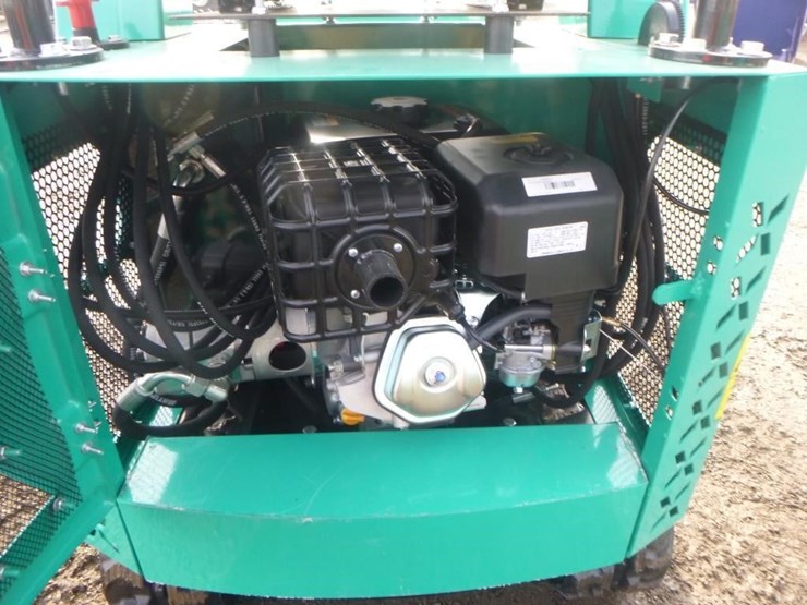 agt-mh12rx-hydraulic-excavator-image-24