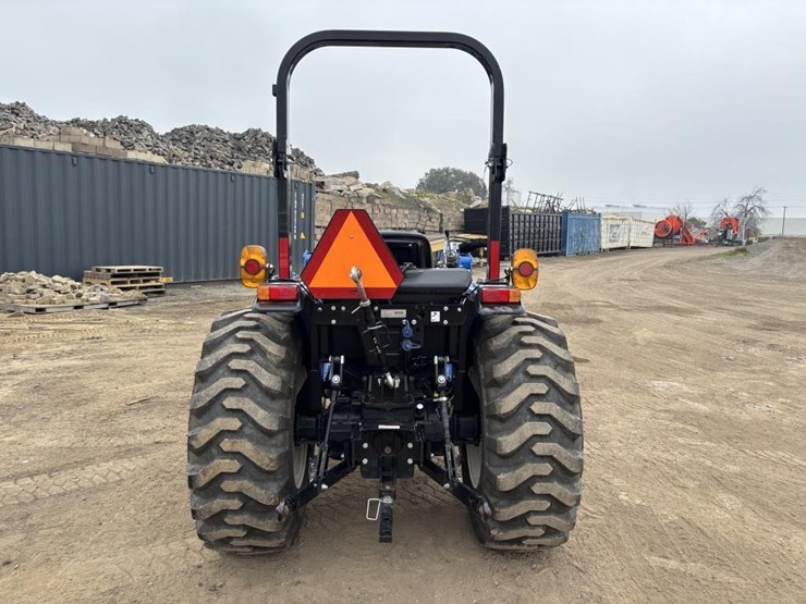 2021-new-holland-workmaster-25-image-8