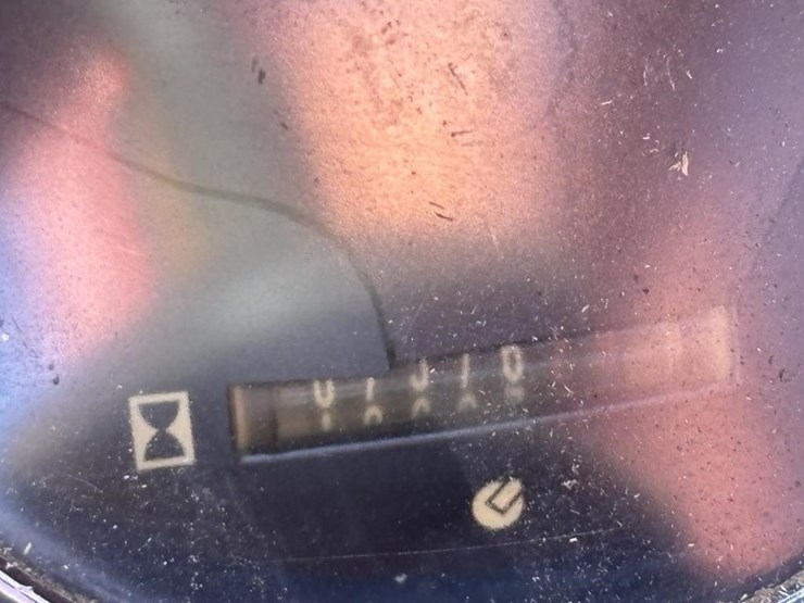 2005-jlg-8042-image-61