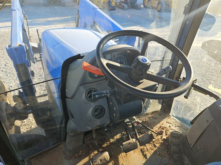 2007-new-holland-t6030-image-18