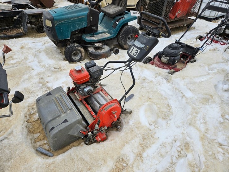 #116-•-jacobsen-greens-king-522a-greens-mower-image-1