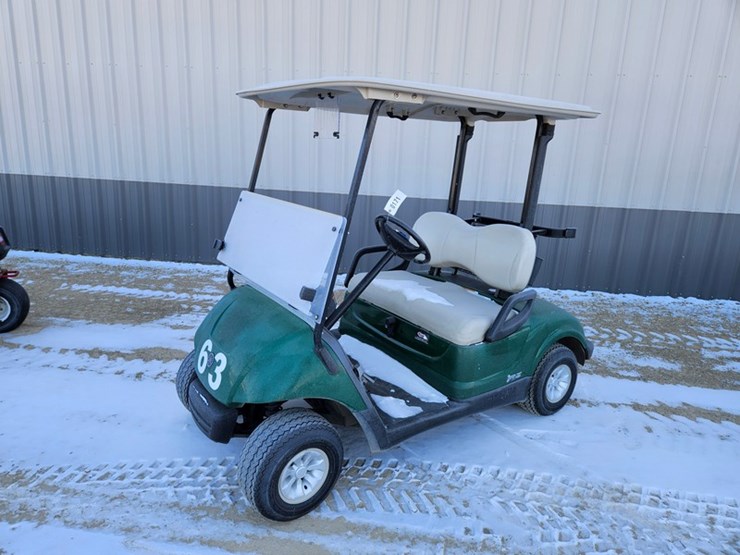 #171-•-yamaha-gas-golf-cart-image-1