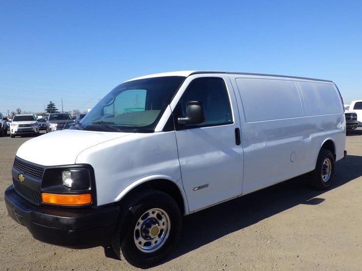 2005-chevrolet-2500-image-1