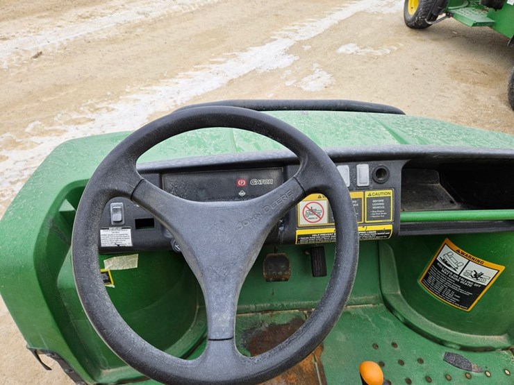 john-deere-tx-4x2-image-11