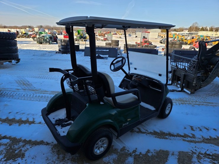 #171-•-yamaha-gas-golf-cart-image-5