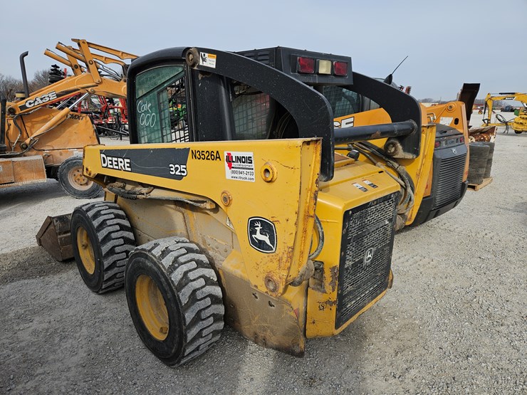 2006-john-deere-325-image-14