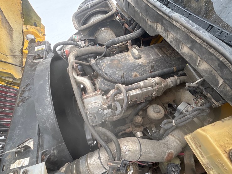 2008-international-durastar-4300-image-30