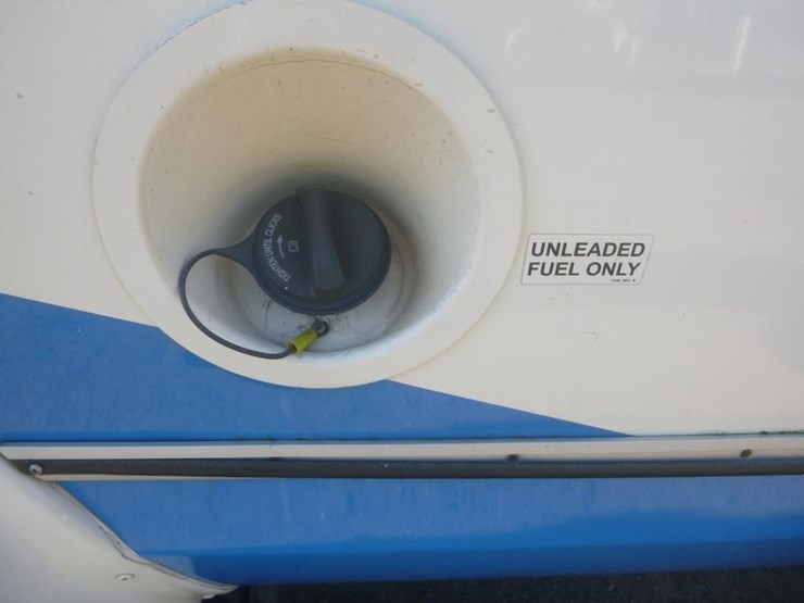 2014-ford-e450-image-15