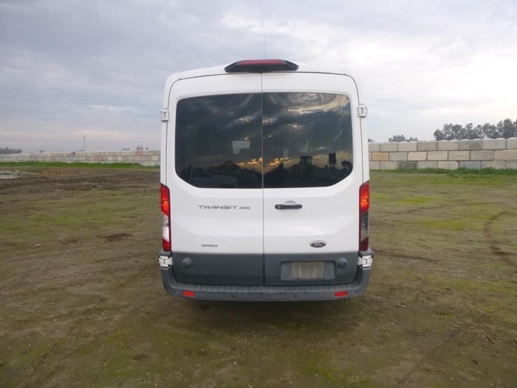 2018-ford-transit-image-8