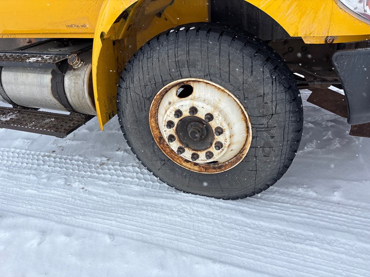 2008-international-durastar-4300-image-18