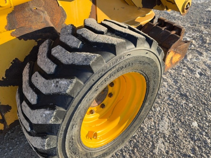 john-deere-250-image-8