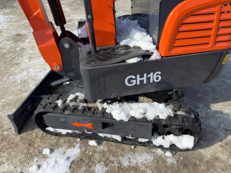 unused-aboss-model-gh16-mini-excavator,-pilot-controls,-13.5-hp-gas-engine,-16"-bucket,-sn2507059724-image-2