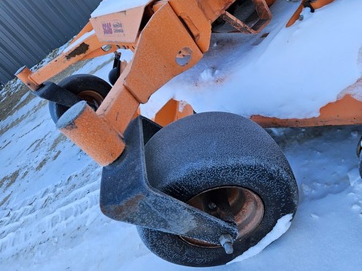 #182-•-scag-stand-up-zero-turn-mower-image-25