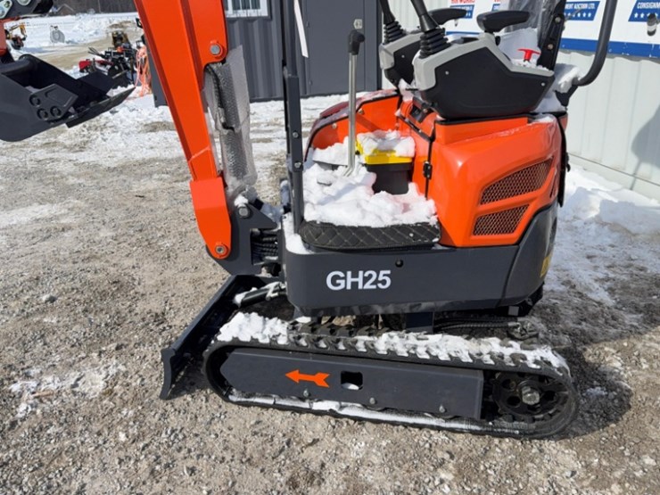 new-unused-aboss-model-gh25-mini-excavator,-kubota-d722,-3-cylinder-diesel,-hyd.-thumb,-sn#4554605-image-2
