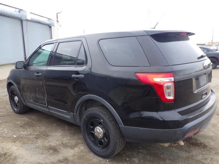 2014-ford-explorer-image-4