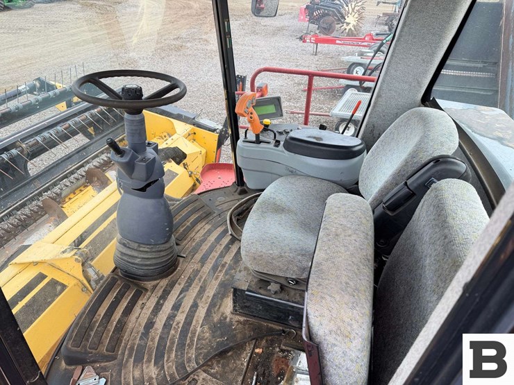 2010-new-holland-2010-image-58