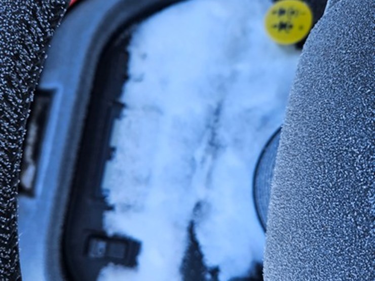 #144-•-simplicity-conquest-lawn-tractor-image-23