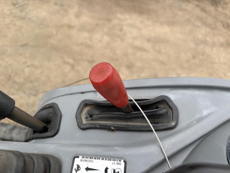 2021-bobcat-e20-image-33