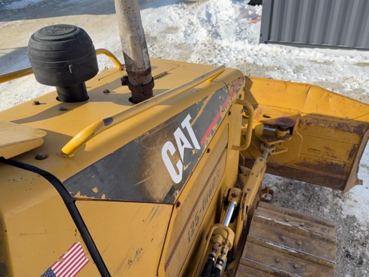 2005-caterpillar-d4g-xl-image-25