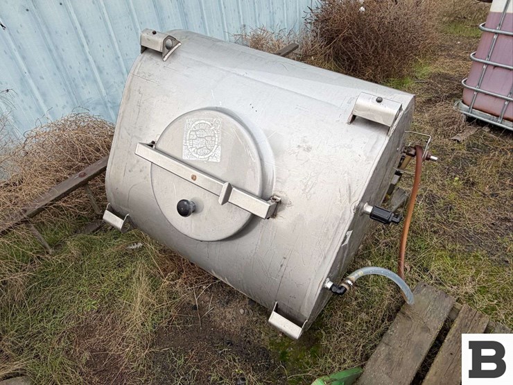 150-gallon-stainless-steel-saddle-tanks---moses-lake,-wa-image-9