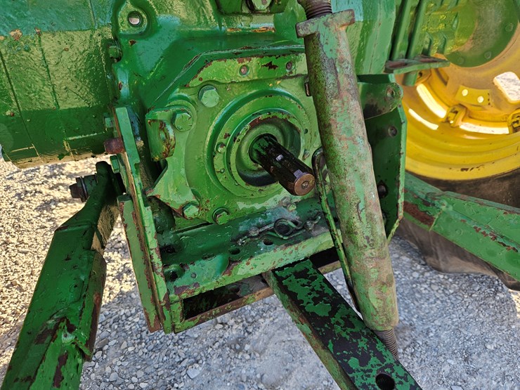 1983-john-deere-2550-image-9