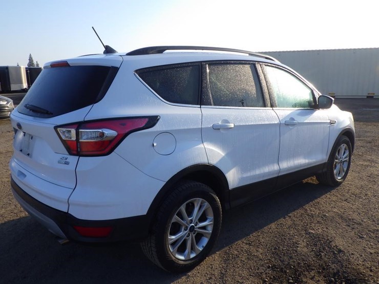 2018-ford-escape-image-3