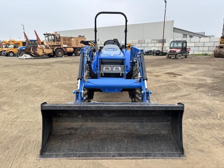 2021-new-holland-workmaster-25-image-6