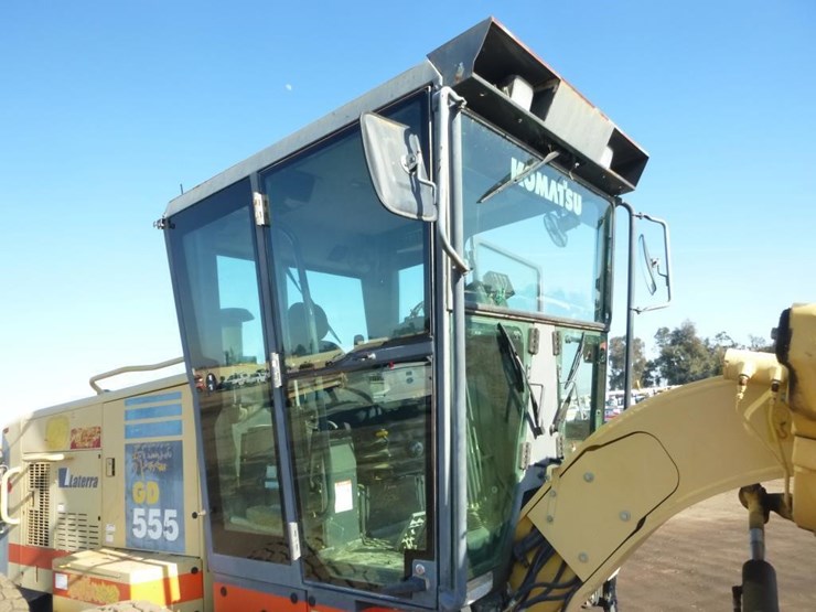 2006-komatsu-gd555-3c-image-30