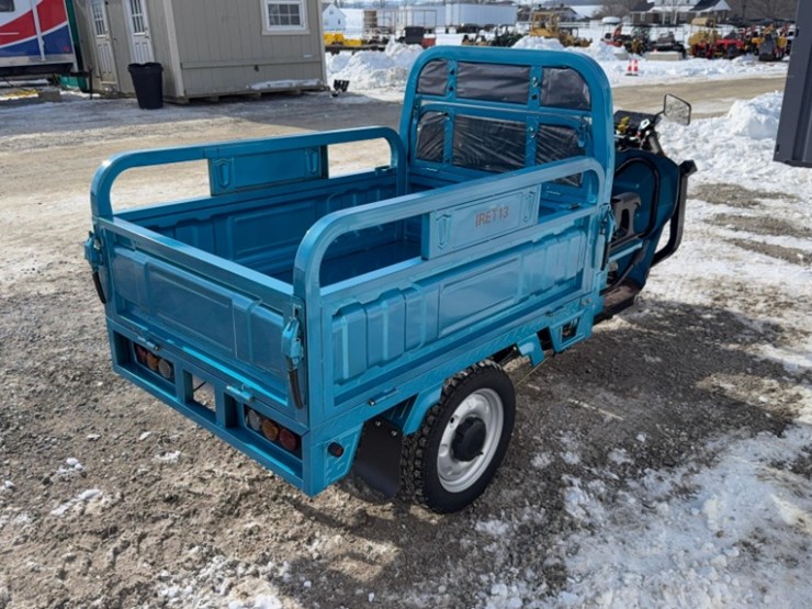 unused-ir-model-iret13-electric-vehicle-with-dump-bed,-60-volt-20a-batteries,-image-4