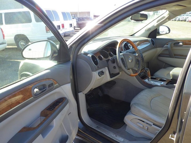 2011-buick-enclave-image-5