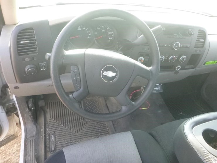 2008-chevrolet-1500-image-9