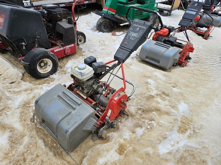 #103-•-jacobsen-walk-behind-greens-mower-for-parts-image-1