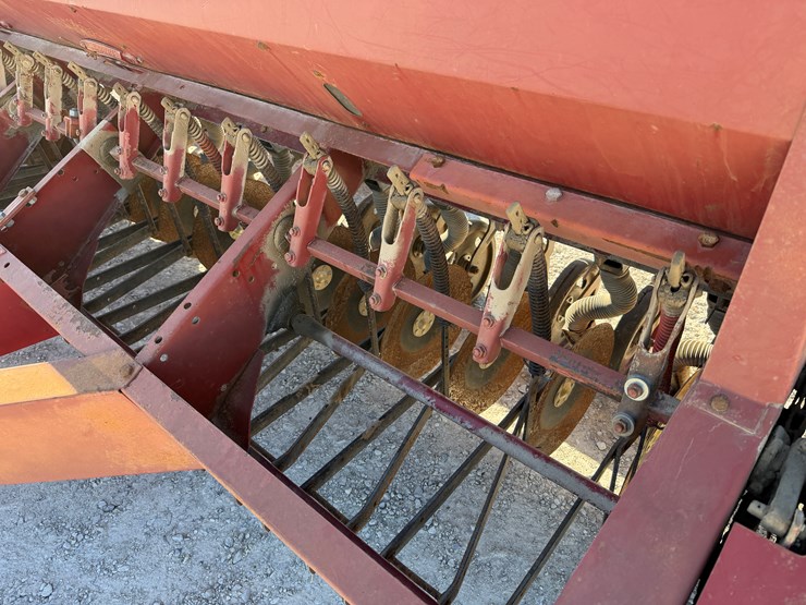 international-5100-image-11