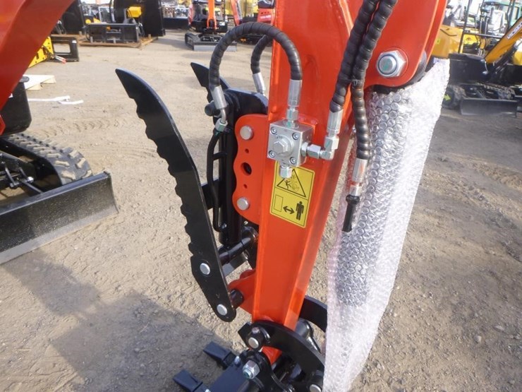 2025-tpm-18bs-hydraulic-excavator-image-12