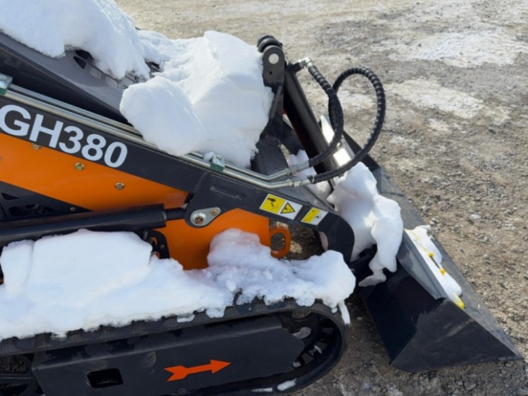 new-unused-aboss-gh380-mini-skid-loader,-15-hp-gas-engine,-aux.-hyd,-sn#-2507113932-image-9