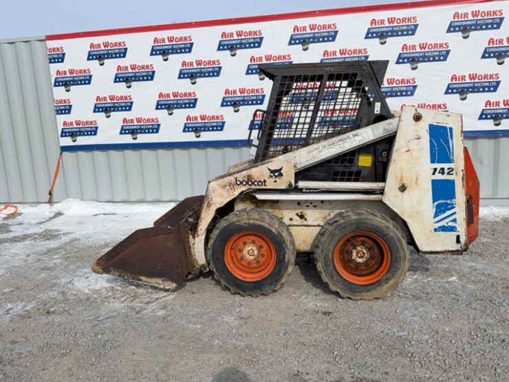 bobcat-742-image-1