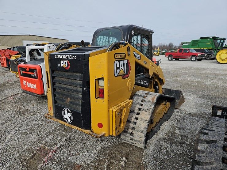 2022-caterpillar-279d3-image-17