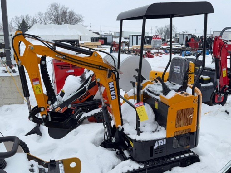 unused-2025-miva-model-15-mini-excavator-13.5hp-gas-engine,-pilot-controls,-blade--sn#15j2512137-image-1