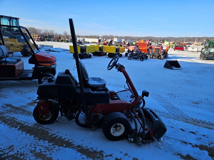 toro-greensmaster-3150-image-6