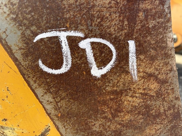 john-deere-24-image-8