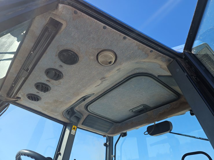 new-holland-ts110-image-14