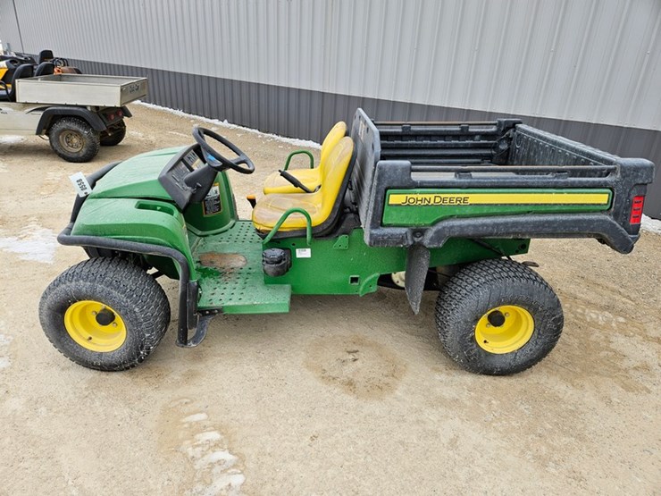 john-deere-tx-4x2-image-2