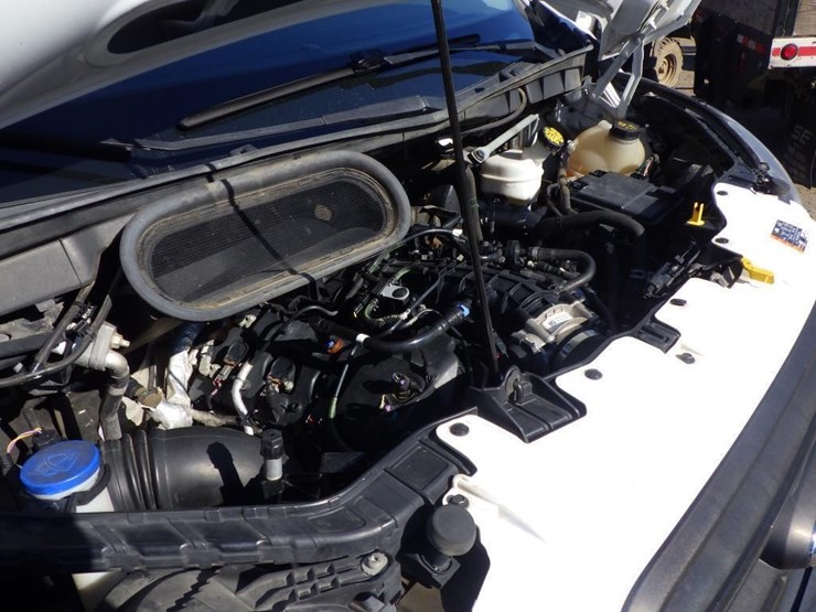 2020-ford-transit-image-11