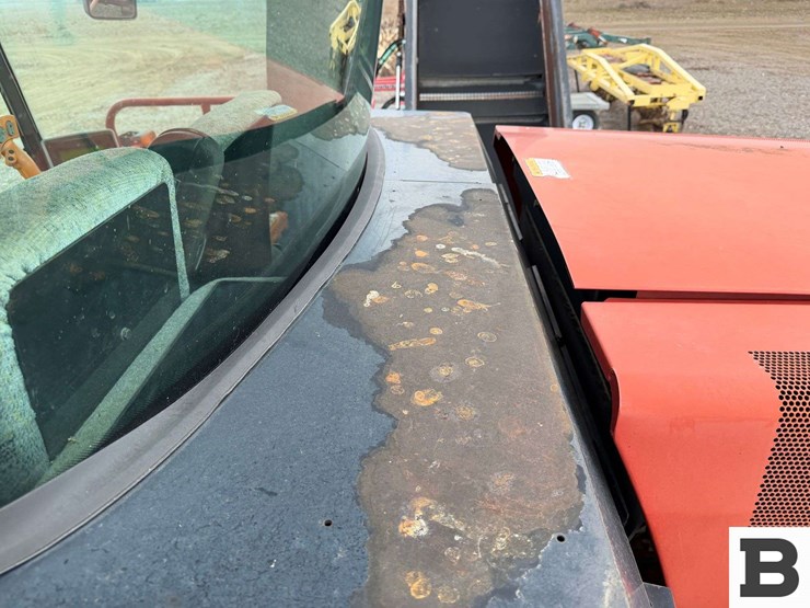 2010-new-holland-2010-image-57