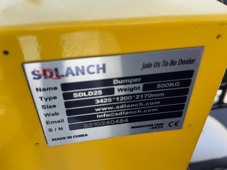 new-unused-ir-model-ird25-track-dumper,-13-hp-gas-engine,-3-speed,-hydraulic-dump-image-4