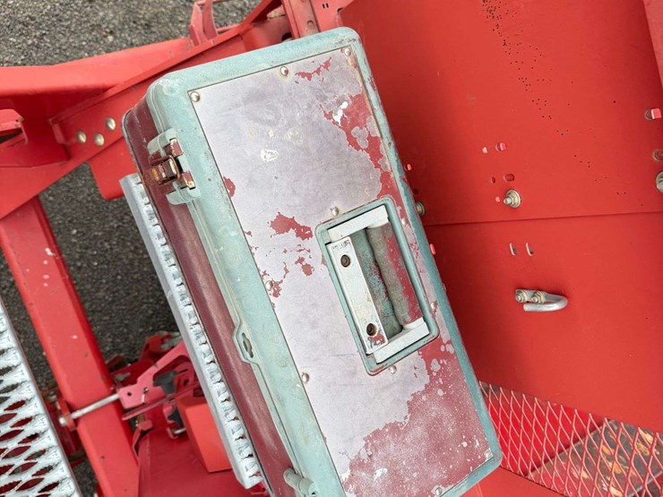 spudnik-8560-potato-planter---eltopia,-wa-image-56